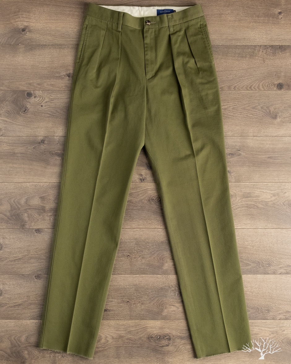 Barnstormer - 1955UC 2 Pleated Chino Trousers - Olive – Withered Fig