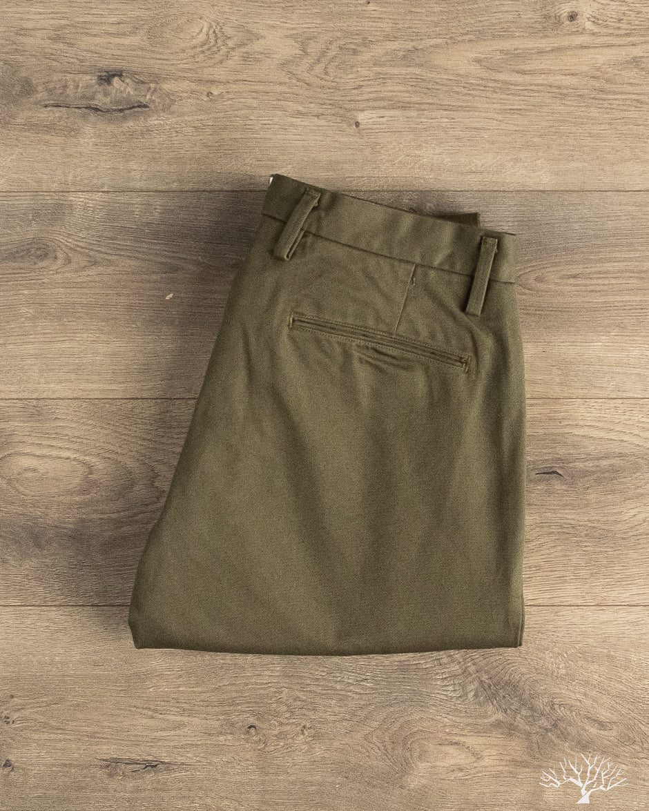 Seuvas - Chino 2-Tuck Trousers - Olive – Withered Fig