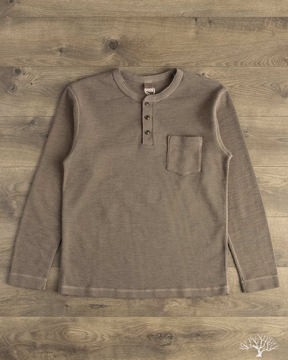 UES - Single Rib Knit Long Sleeve Henley T-Shirt - Beige