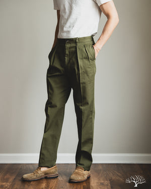 Barnstormer - 1955UC 2 Pleated Chino Trousers - Olive – Withered Fig