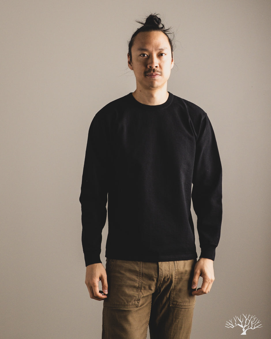 Flat Head FN-HTKL-001 - 20oz Heavy Loopwheel Long-Sleeve Tee - Black