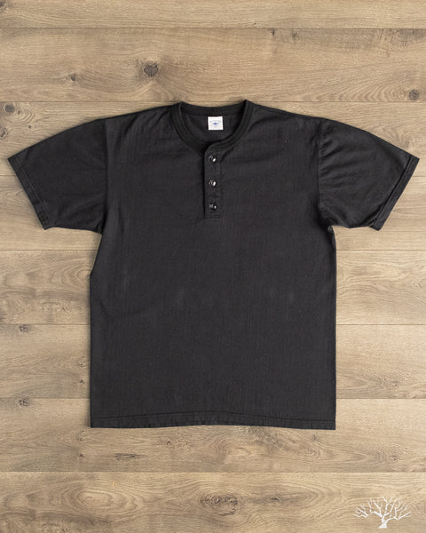 The Flat Head - FN-TSH-003 - Short-Sleeve Henley T-Shirt - Black