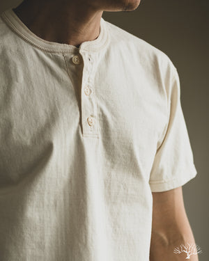 The Flat Head - FN-TSH-003 - Short-Sleeve Henley T-Shirt - Nature