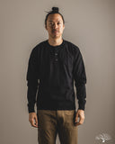Flat Head FN-TSHL-004 - Long-Sleeve Henley T-Shirt - Black