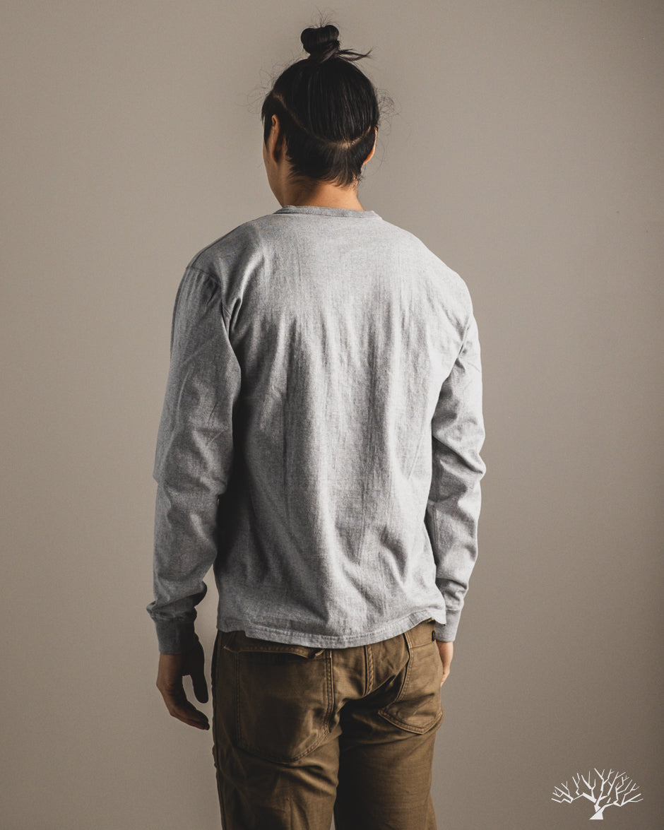 Flat Head FN-TSHL-004 - Long-Sleeve Henley T-Shirt - Grey