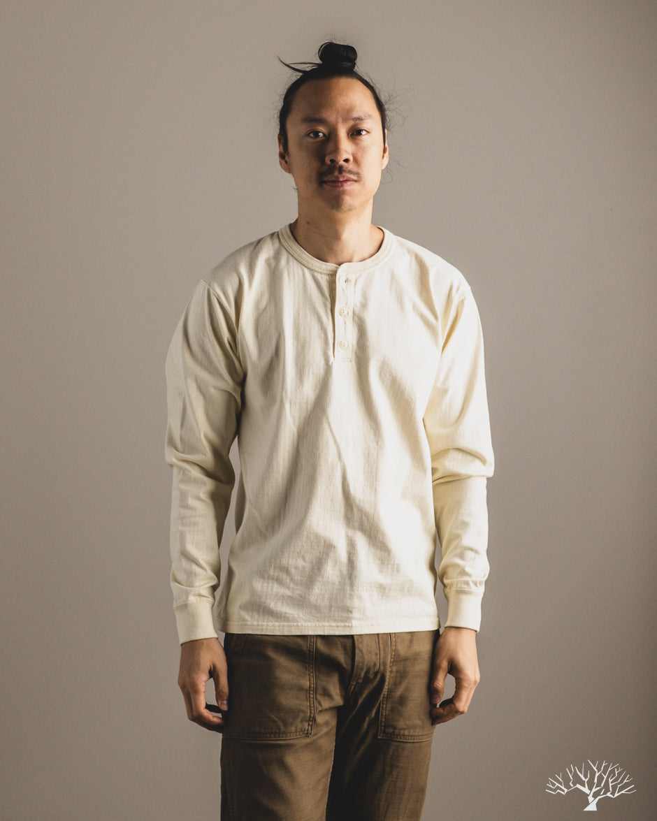 Flat Head FN-TSHL-004 - Long-Sleeve Henley T-Shirt - Ivory
