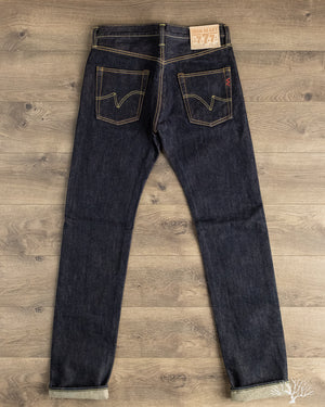 Iron Heart - IH-777S-21 - 21oz Indigo Selvedge Slim Tapered Denim