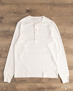 Merz b. Schwanen 2M06 Vintage Machine Refined Long Sleeve Henley - White