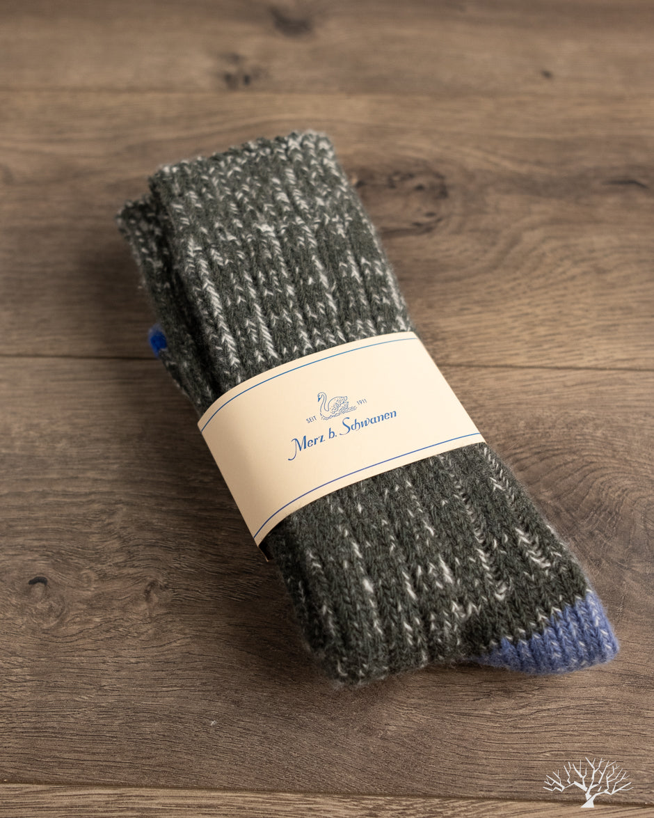 Merz b. Schwanen MW72 Extra Fine Merino Wool Socks - Army / Nature