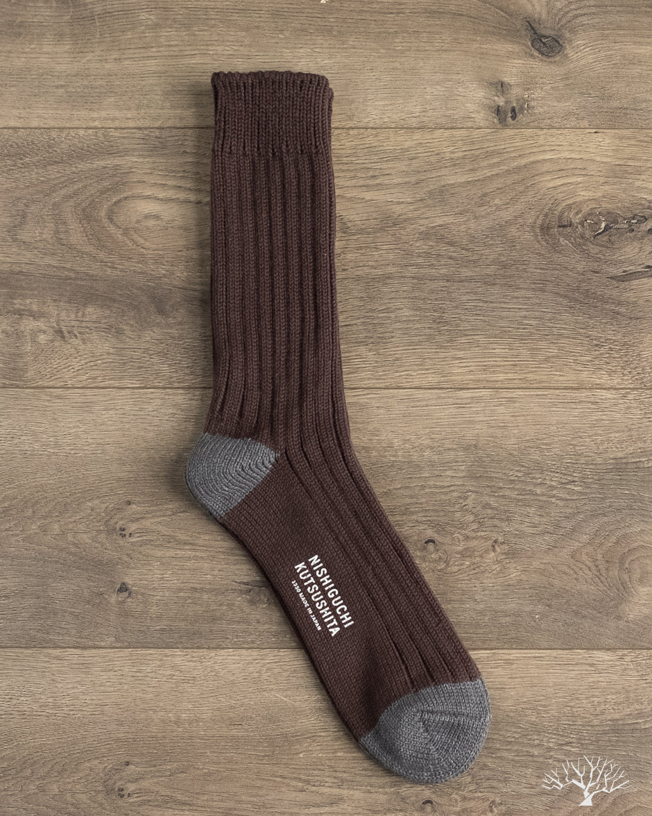 Nishiguchi Kutsushita Luxurious Cotton Ribbed Socks - Brown