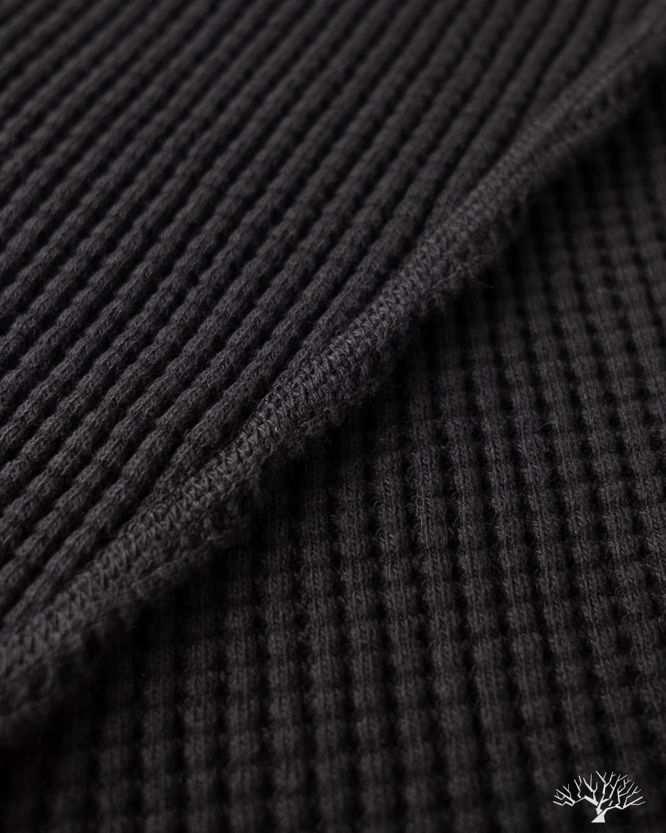 UES 60BW - Big Waffle T-Shirt - Black