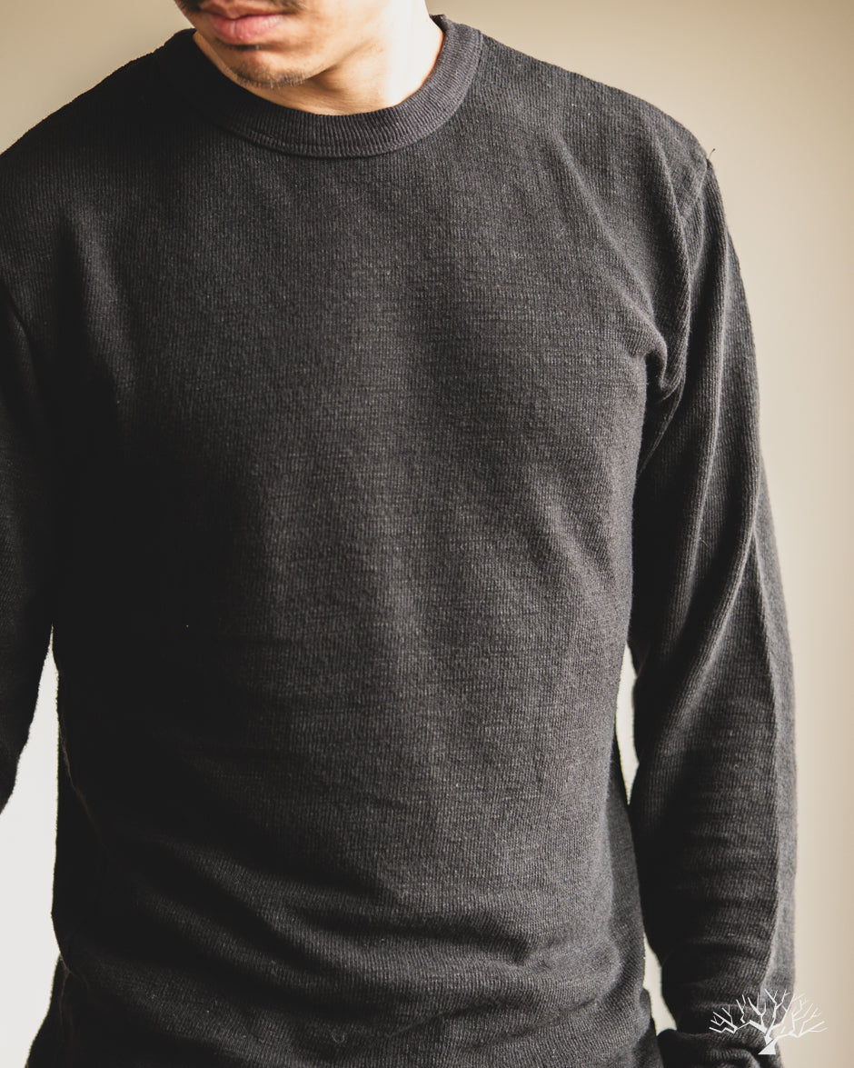 UES Linen Long Sleeve Tee - Black