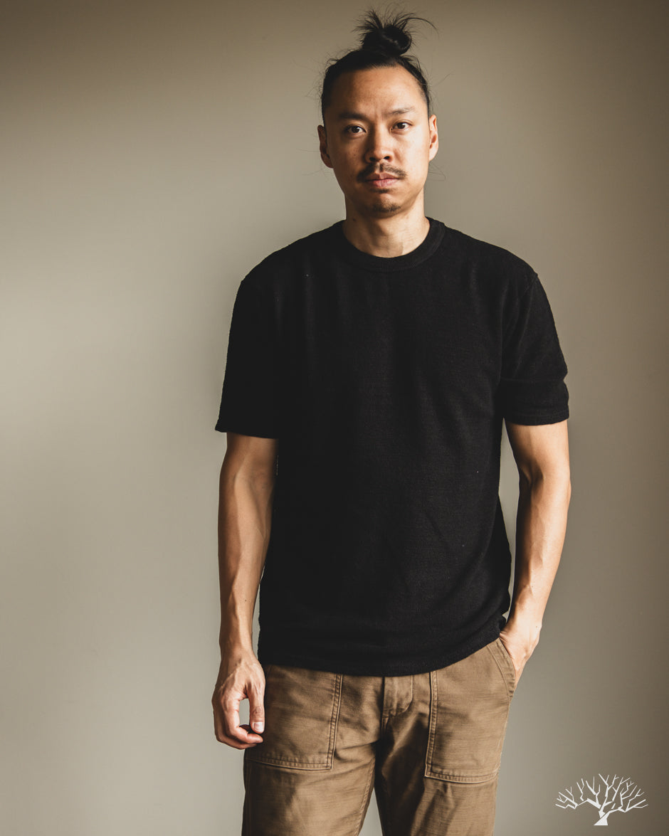 UES Linen Short Sleeve Tee - Black