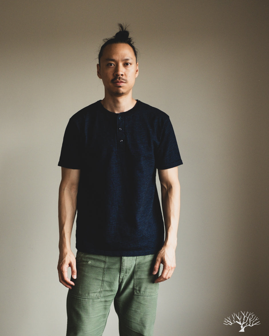 UES No. 7 Yarn-Dyed Indigo Henley T-Shirt