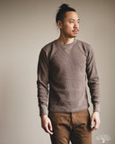 UES Single Rib Knit V-Gusset Long Sleeve T-Shirt - Beige