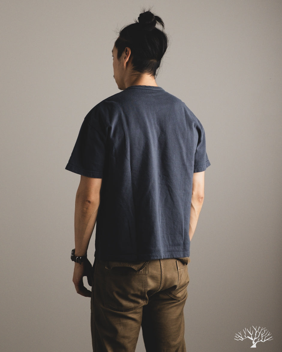 Utilitees UTIL-BT-CHA - 10oz Mini Fleece Crew Neck T-Shirt - Charcoal