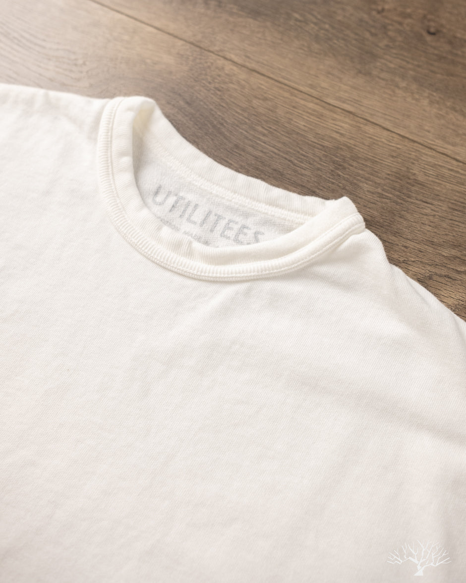 Utilitees UTIL-BT-WHT - 10oz Mini Fleece Crew Neck T-Shirt - White