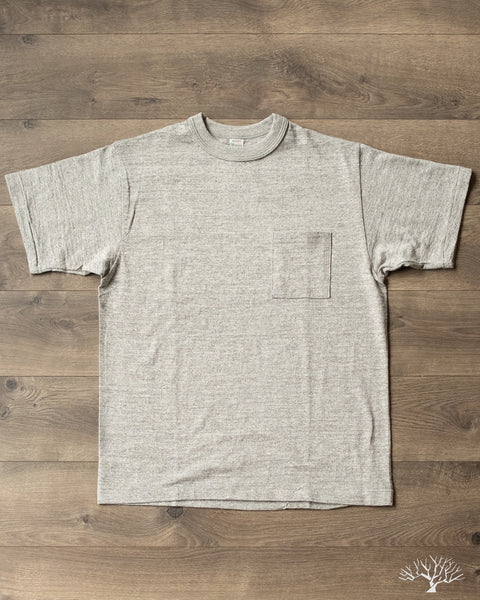 【CARNET-ARCHIVE】3l Plates L/S Tee CARNET-ARCHIVE】3Metal Plates L/S Tee