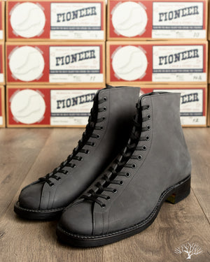 Dr. Sole Pioneer for Withered Fig Game Changer Boots - Black Nubuck